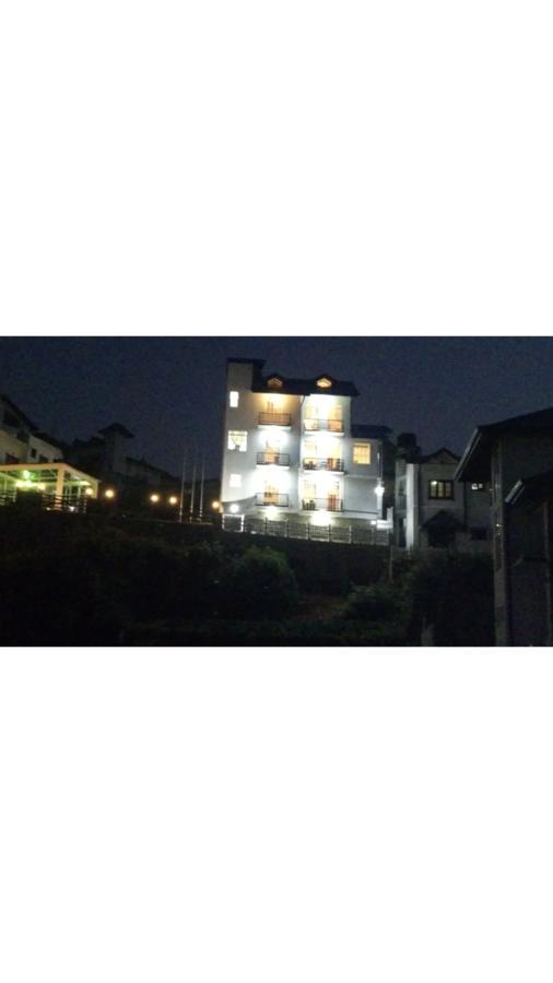 Regal Rose Luxury Holiday Apartments Nuwara Eliya Zewnętrze zdjęcie
